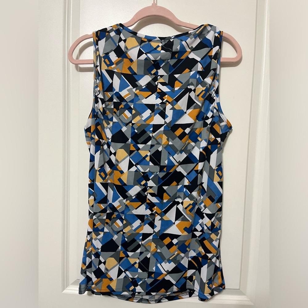 Women’s Sleeveless Cowl Neck Top in size 2x - Picture 2 of 6